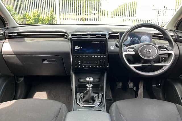 Hyundai TUCSON 1.6 T-GDi Premium SUV 5dr Petrol Manual Euro 6 (s/s) (150 ps) Red