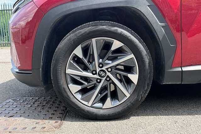 Hyundai TUCSON 1.6 T-GDi Premium SUV 5dr Petrol Manual Euro 6 (s/s) (150 ps) Red