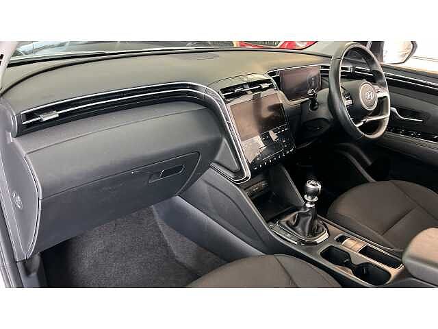 Hyundai TUCSON TUCSON 1.6 TGDi SE Connect 5dr 2WD WHITE