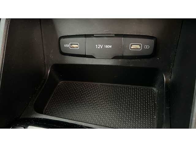 Hyundai TUCSON TUCSON 1.6 TGDi SE Connect 5dr 2WD WHITE