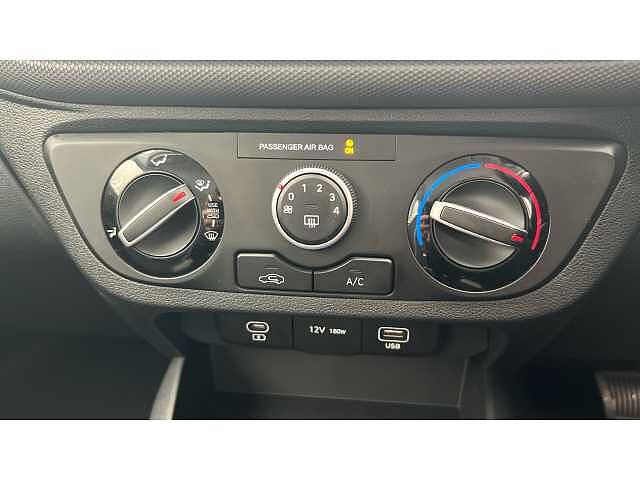 Hyundai i10 1.2 [79] Advance 5dr Auto [Nav]