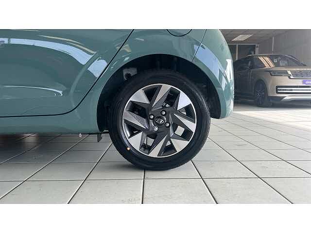 Hyundai I10 i10 5Dr HAT 1.0 MPi 63ps Advance NAV AU Mangrove Green