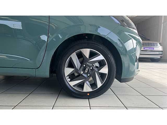 Hyundai I10 i10 5Dr HAT 1.0 MPi 63ps Advance NAV AU Mangrove Green