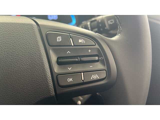 Hyundai I10 i10 5Dr HAT 1.0 MPi 63ps Advance NAV AU Mangrove Green