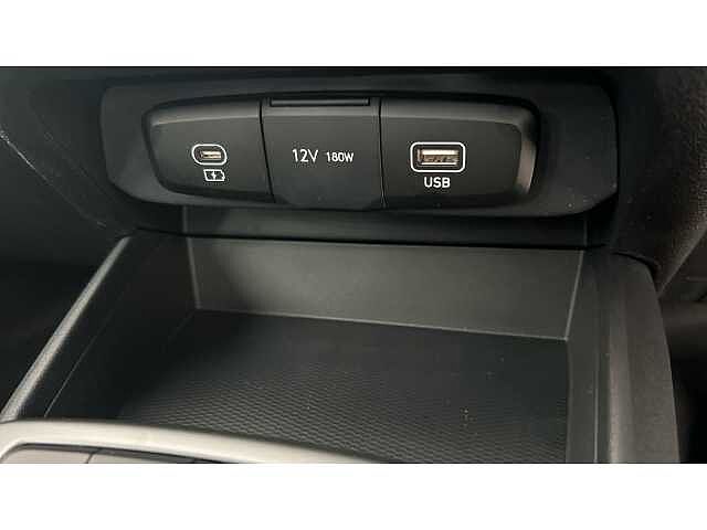 Hyundai I10 i10 5Dr HAT 1.0 MPi 63ps Advance NAV AU Mangrove Green