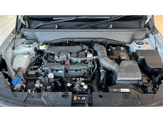 Hyundai KONA 1.6T 138 Advance 5dr Silver