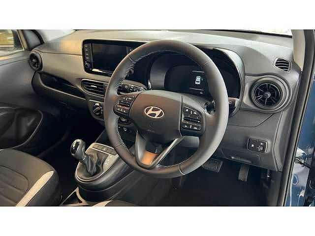 Hyundai I10 i10 5Dr HAT 1.0 MPi 63ps Advance NAV AU Vibrant Blue
