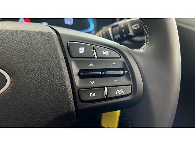 Hyundai I10 i10 5Dr HAT 1.0 MPi 63ps Advance NAV AU Vibrant Blue