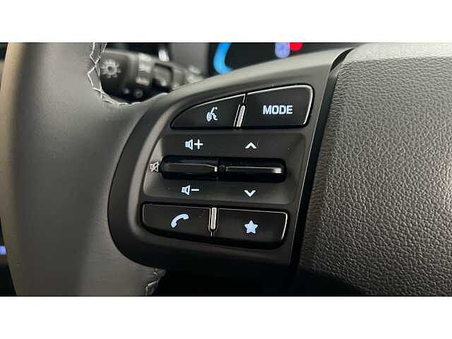 Hyundai I10 i10 5Dr HAT 1.0 MPi 63ps Advance NAV AU Vibrant Blue