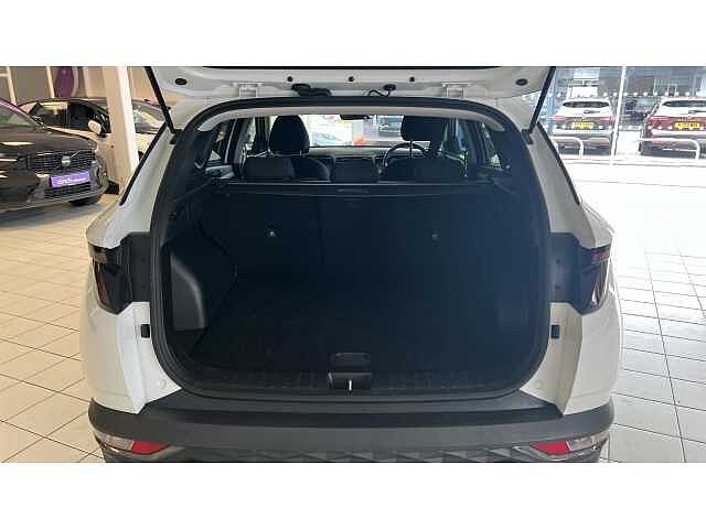 Hyundai TUCSON 1.6 TGDi Hybrid 230 Premium 5dr 2WD Auto WHITE