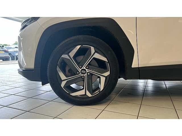 Hyundai TUCSON 1.6 TGDi Hybrid 230 Premium 5dr 2WD Auto WHITE