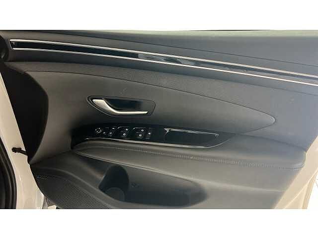 Hyundai TUCSON 1.6 TGDi Hybrid 230 Premium 5dr 2WD Auto WHITE