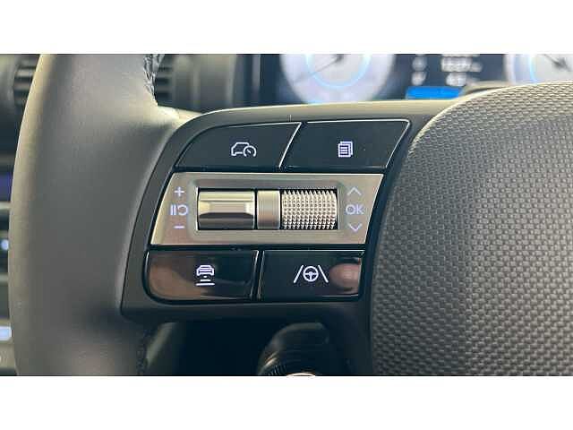 Hyundai INSTER 85kW 02 49kWh 5dr Auto Black