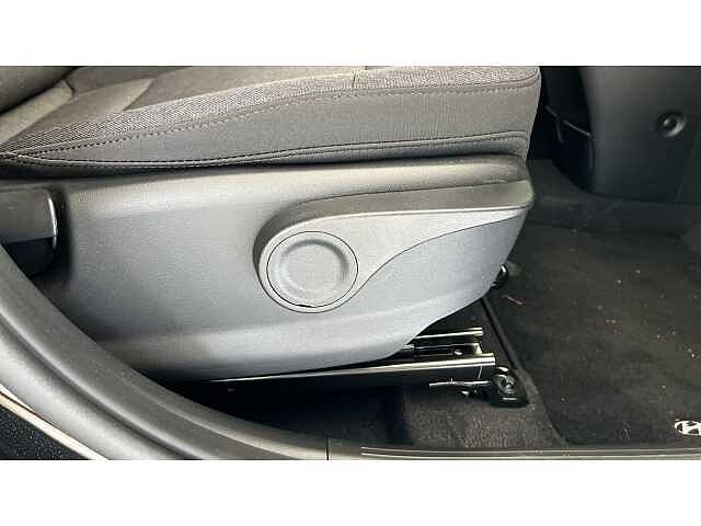Hyundai INSTER 85kW 02 49kWh 5dr Auto Black