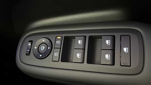 Hyundai SANTA FE 1.6 TGDi Plug-in Hybrid Calligraphy 5dr 4WD Auto