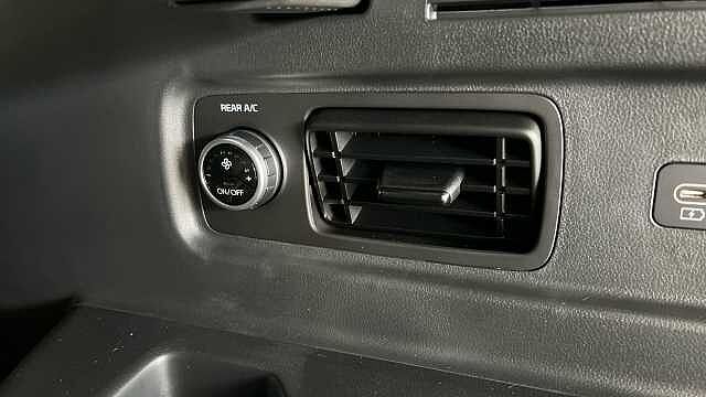 Hyundai SANTA FE 1.6 TGDi Plug-in Hybrid Calligraphy 5dr 4WD Auto