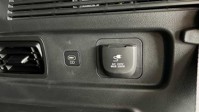 Hyundai SANTA FE 1.6 TGDi Plug-in Hybrid Calligraphy 5dr 4WD Auto