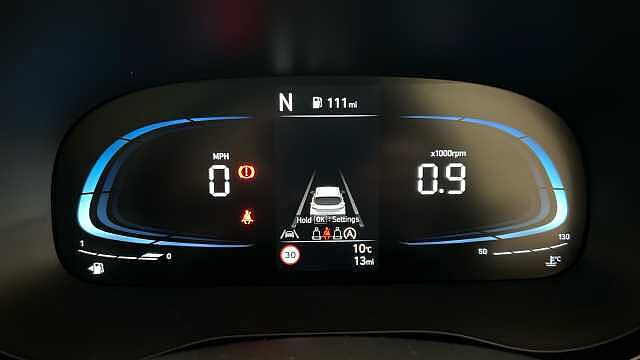 Hyundai I10 i10 5Dr HAT 1.0 MPi 63ps Advance NAV AU Dragon Red