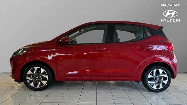Hyundai I10 i10 5Dr HAT 1.0 MPi 63ps Advance NAV AU Dragon Red