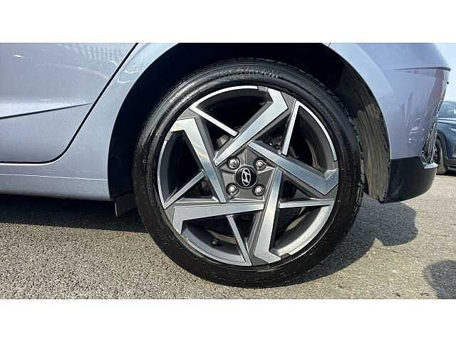 Hyundai I20 I20 1.0T GDi Premium 5dr DCT BLUE