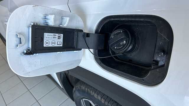 Hyundai TUCSON TUCSON 1.6T Hybrid Ultimate 5dr Auto Atlas White