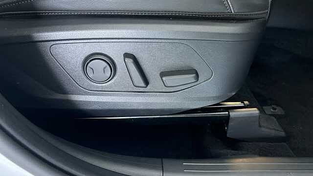 Hyundai TUCSON TUCSON 1.6T Hybrid Ultimate 5dr Auto Atlas White