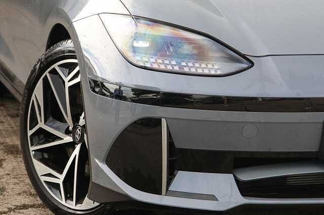 Hyundai IONIQ 6 E (228ps) Ultimate 77kWh (Single Motor) RW