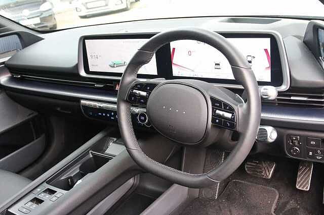 Hyundai IONIQ 6 E (228ps) Ultimate 77kWh (Single Motor) RW