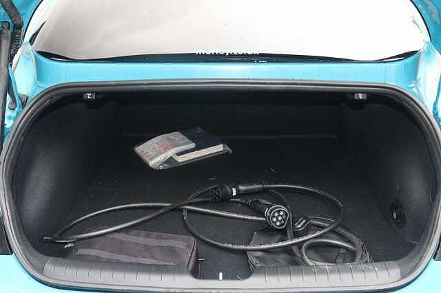 Hyundai IONIQ 6 E (325ps) Ultimate 77kWh (Dual Motor) AWD