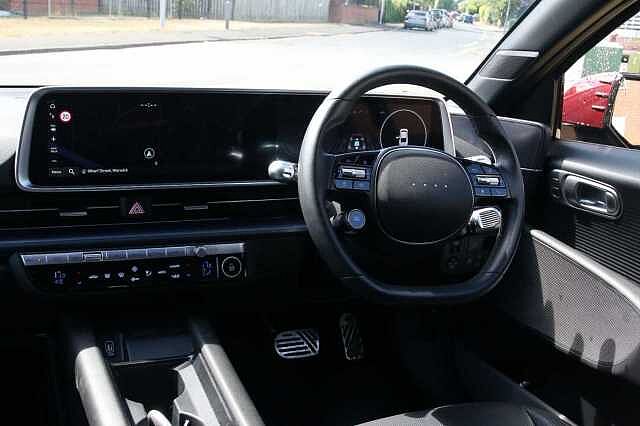 Hyundai IONIQ 6 E (325ps) Ultimate 77kWh (Dual Motor) AWD