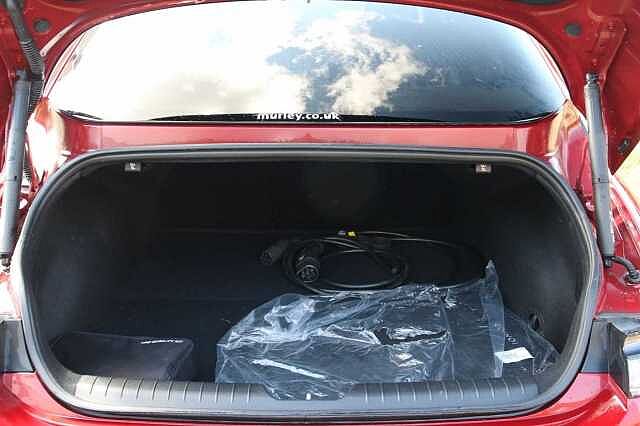 Hyundai IONIQ 6 E (325ps) Ultimate 77kWh (Dual Motor) AWD