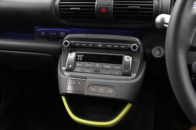 Hyundai INSTER 85kW Cross 49kWh 5dr Auto Green