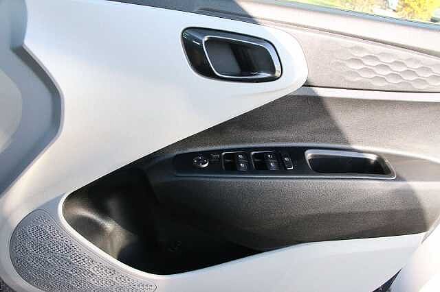 Hyundai I10 1.0 MPi Premium 5dr Grey