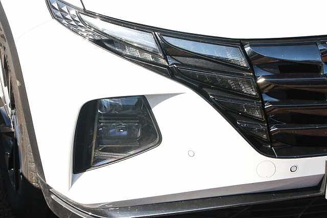 Hyundai TUCSON 1.6 TGDi 48V MHD Premium 5dr 2WD White