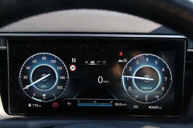 Hyundai TUCSON 1.6 TGDi 48V MHD Premium 5dr 2WD White