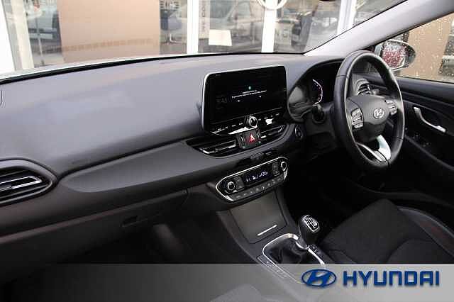 Hyundai I30 1.0T GDi Premium 5dr Shimmering Silver