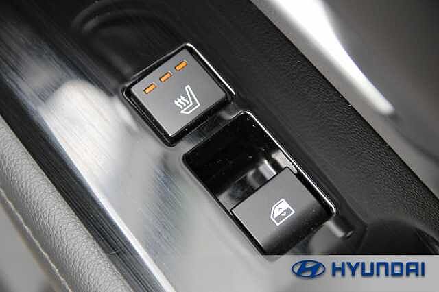 Hyundai TUCSON 1.6T Premium 5dr Shimmering Silver