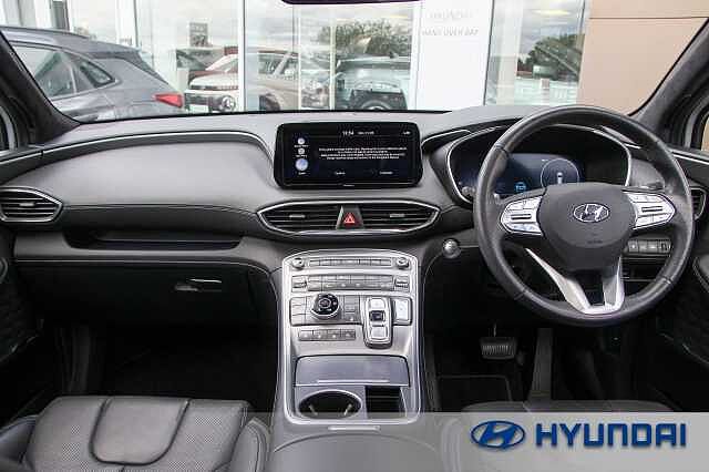 Hyundai SANTA FE 1.6 TGDi Hybrid Ultimate 5dr 4WD Auto Typhoon Silver