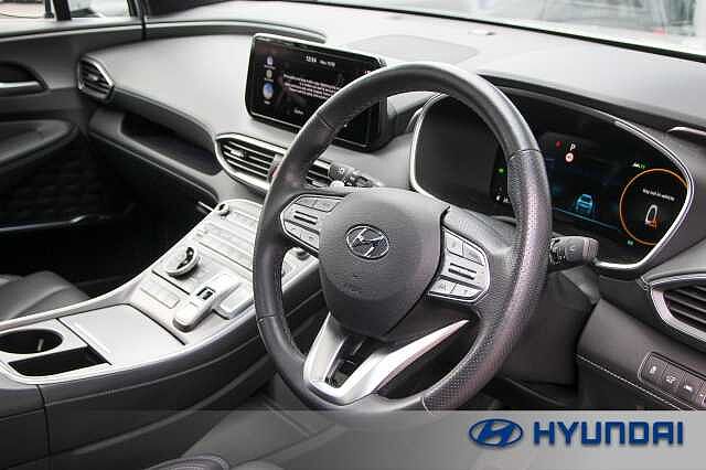 Hyundai SANTA FE 1.6 TGDi Hybrid Ultimate 5dr 4WD Auto Typhoon Silver