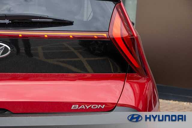 Hyundai BAYON 1.0 TGDi 48V MHEV Premium 5dr Dragon Red