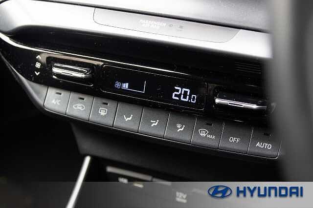 Hyundai BAYON 1.0 TGDi 48V MHEV Premium 5dr Dragon Red