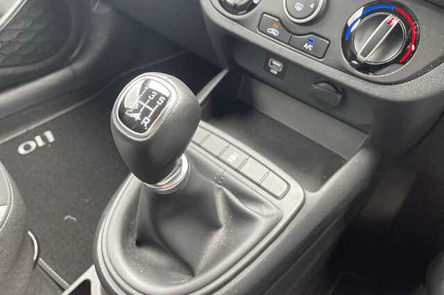 Hyundai I10 SE Connect 1.2 MPi (84ps) Elemental Brass