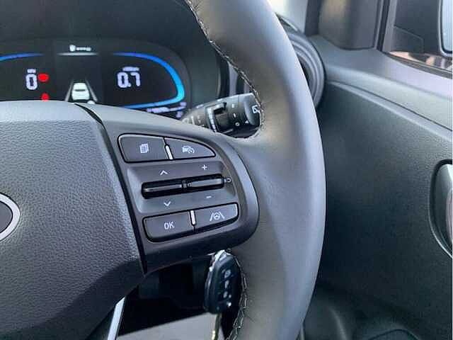 Hyundai i10 Premium [Nav] 1.2 MPi (79ps)