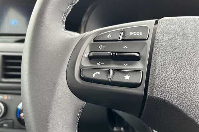 Hyundai i10 Premium [Nav] 1.2 MPi (79ps)