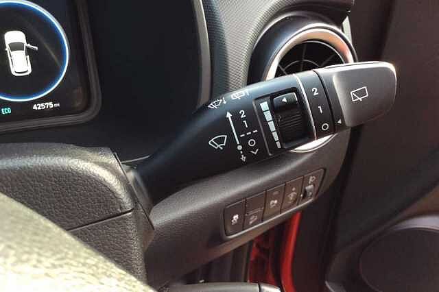 Hyundai KONA SE Connect 1.0 T-GDi MHEV (120ps)