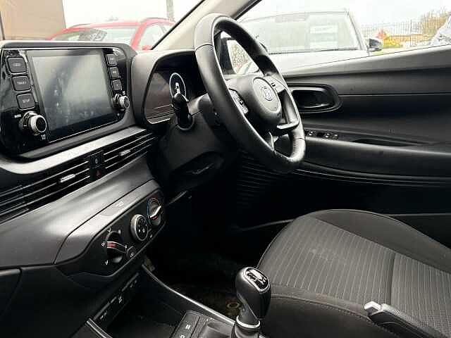 Hyundai I20 SE Connect 1.0 T-GDi MHEV (100ps) Atlas White