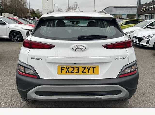 Hyundai KONA SE Connect 1.0 T-GDi MHEV (120ps) Atlas White