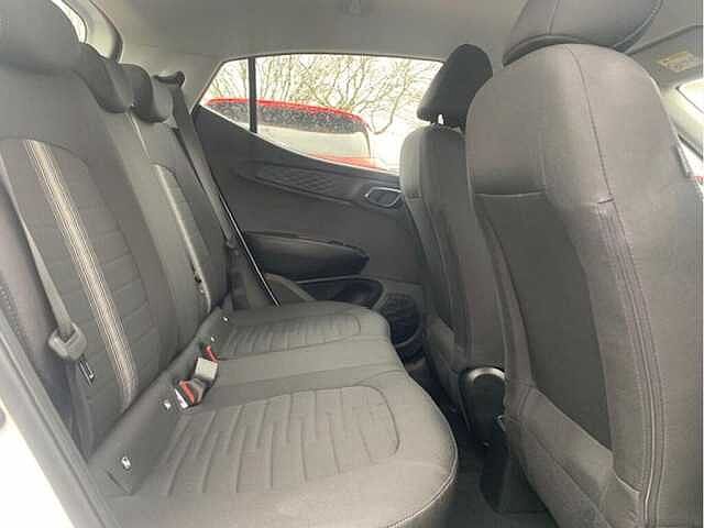 Hyundai I10 Advance [Nav] 1.2 MPi (79ps) White