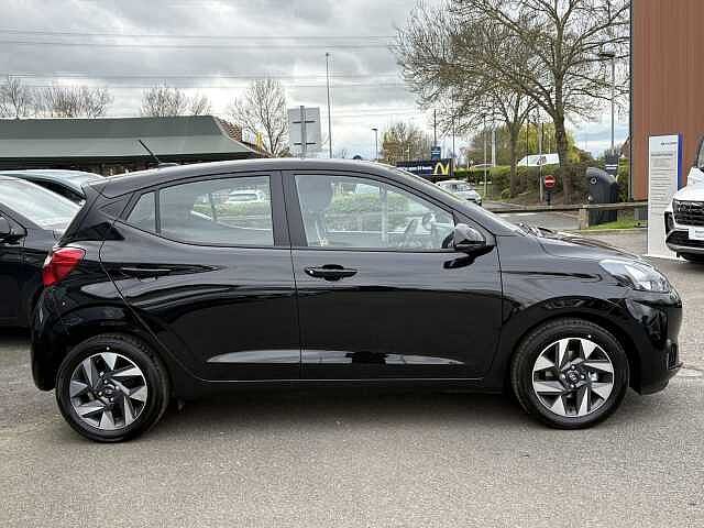 Hyundai I10 Advance [Nav] 1.0 MPI (63ps) Black