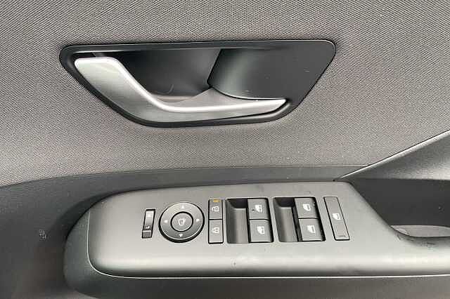 Hyundai KONA Advance 1.6 T-GDi (138ps) Abyss Black